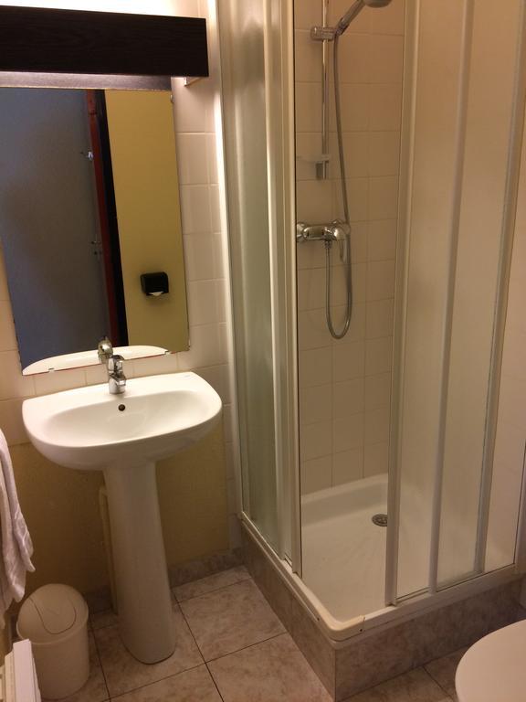 Elysee Hotel 2*