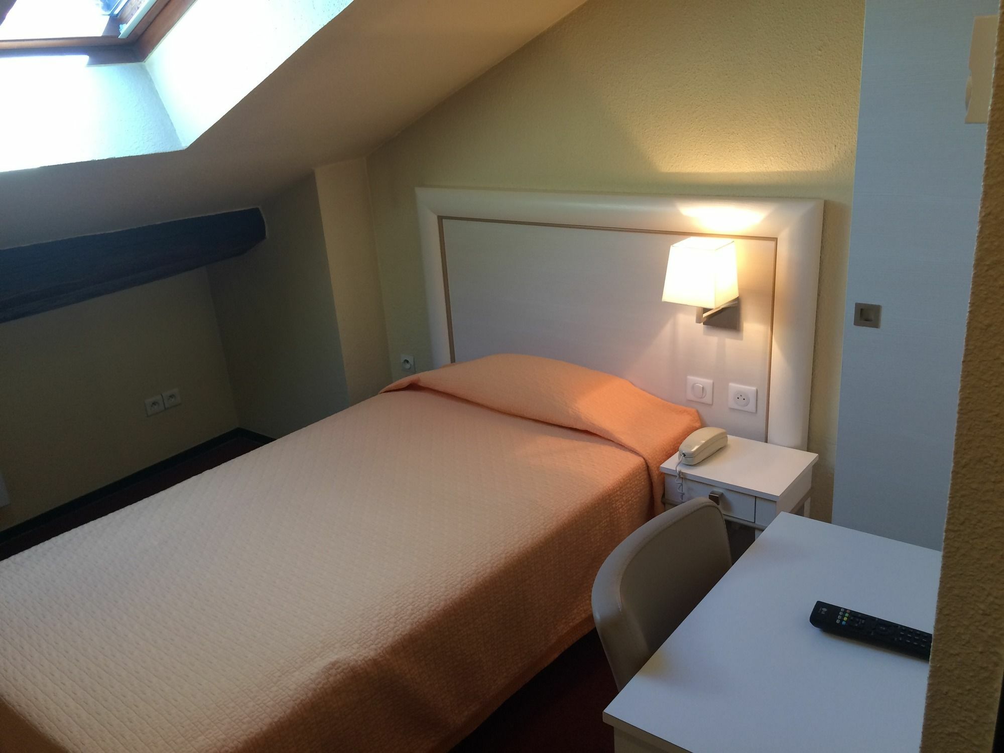 Elysee Hotel